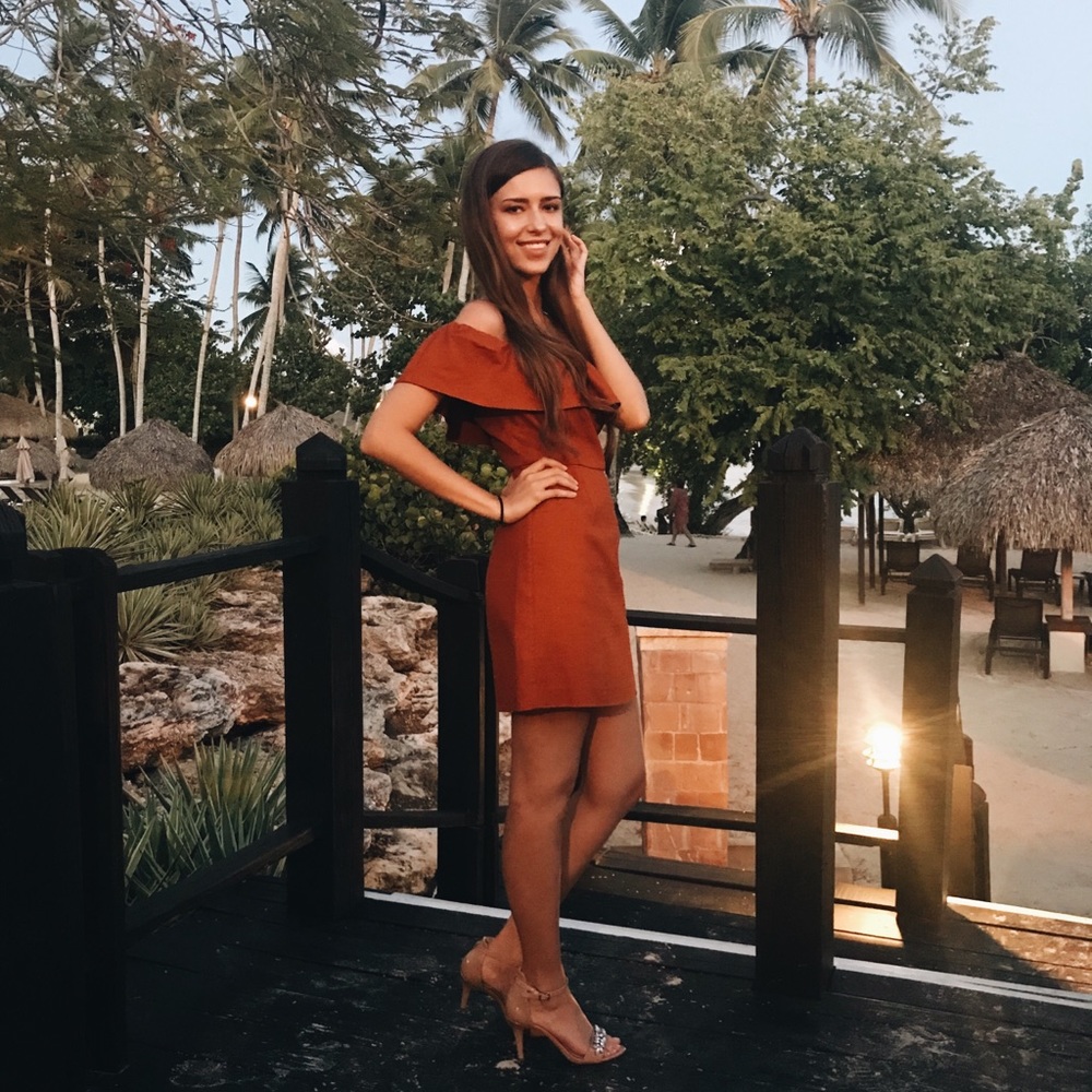 Kendall + Kylie • Ruffle Off Shoulder Dress - Picture 8 of 9